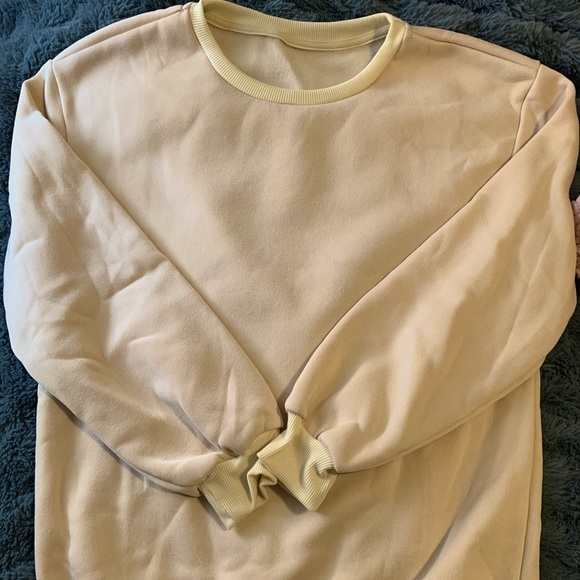 SHEIN sweater - Picture 2 of 5